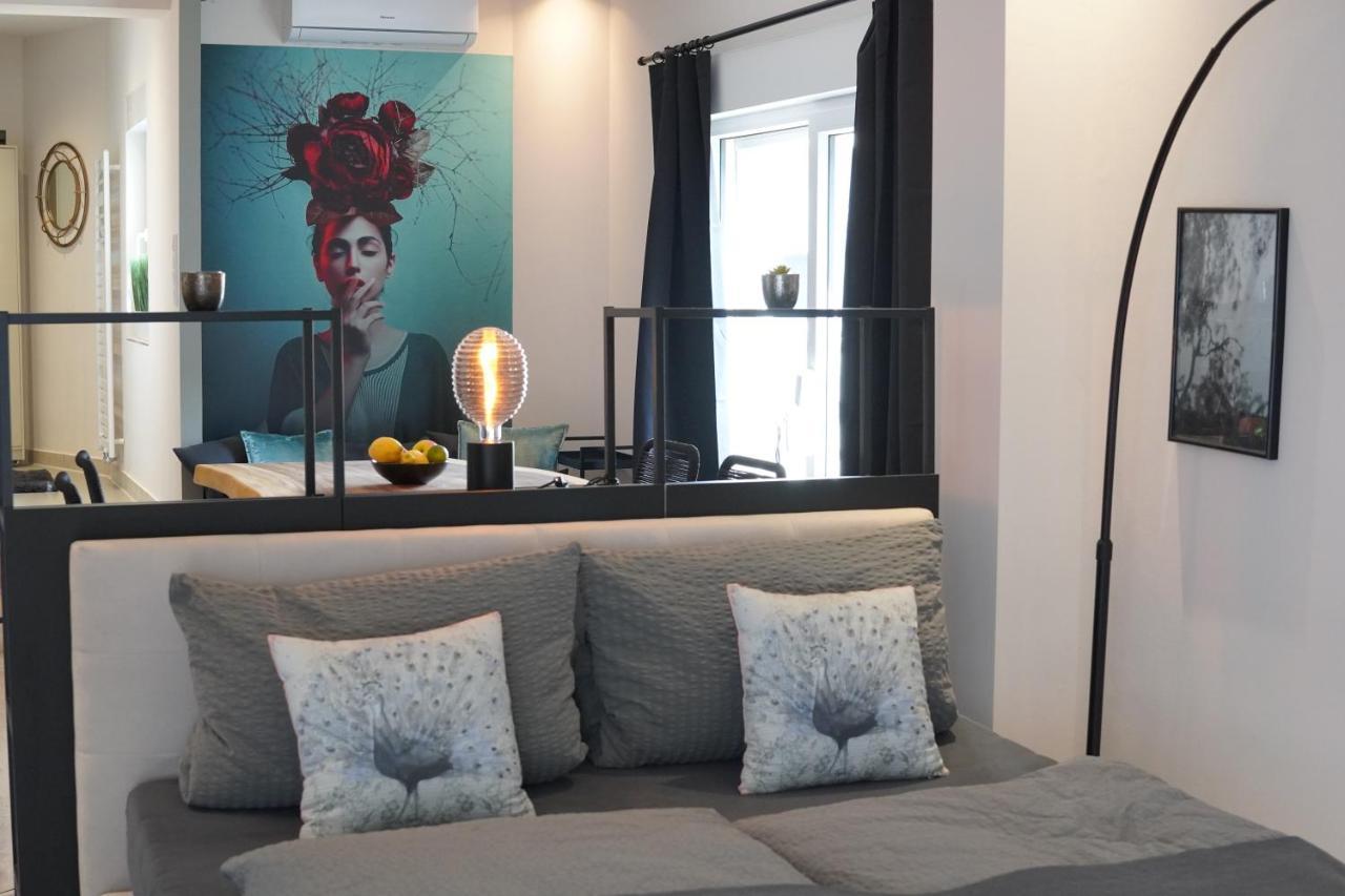 Stay At Smilla - Boutique Apartments Mit Kueche - Parken - Klima - Netflix - Waschmaschine فيسبادن المظهر الخارجي الصورة