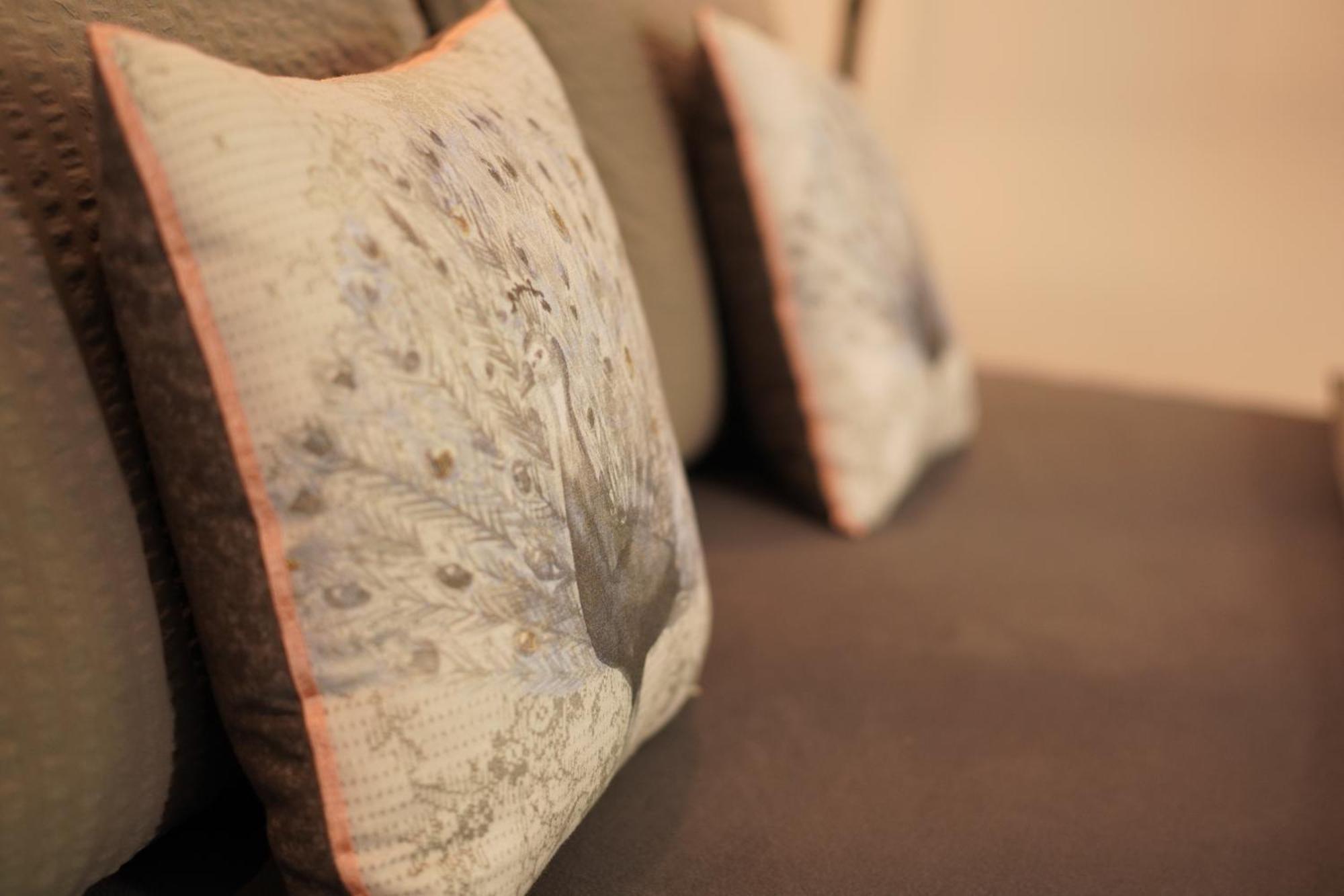 Stay At Smilla - Boutique Apartments Mit Kueche - Parken - Klima - Netflix - Waschmaschine فيسبادن المظهر الخارجي الصورة