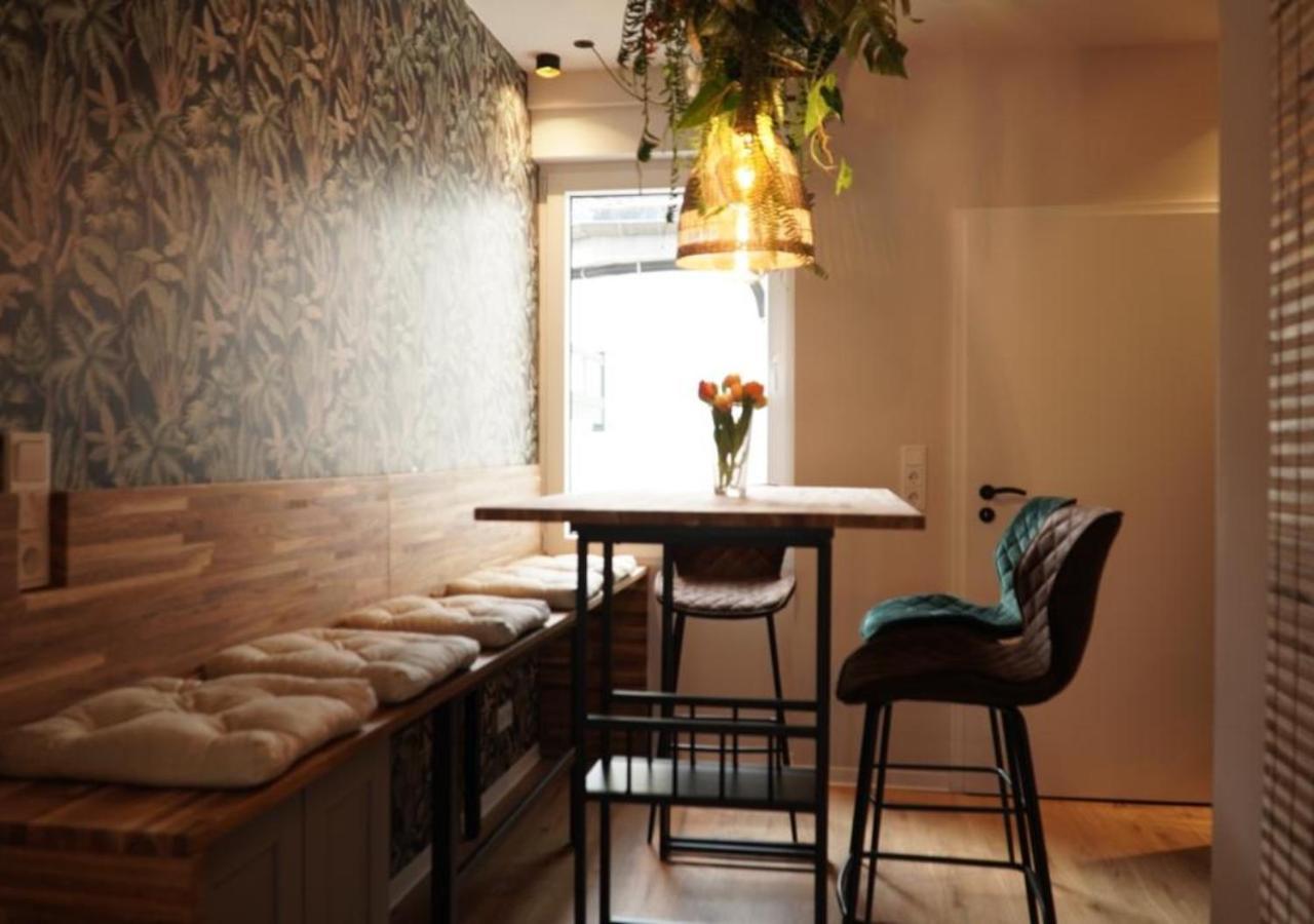 Stay At Smilla - Boutique Apartments Mit Kueche - Parken - Klima - Netflix - Waschmaschine فيسبادن المظهر الخارجي الصورة