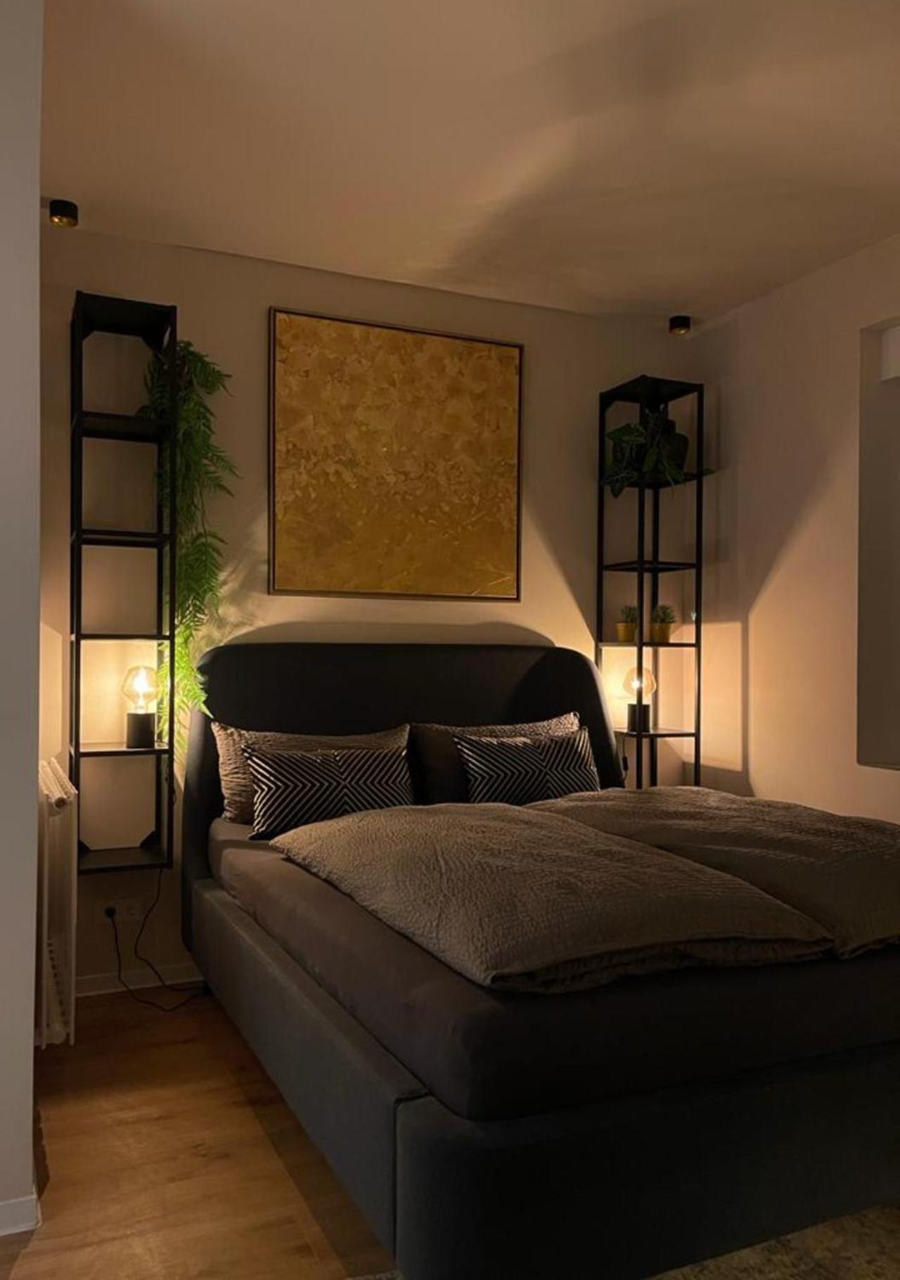 Stay At Smilla - Boutique Apartments Mit Kueche - Parken - Klima - Netflix - Waschmaschine فيسبادن المظهر الخارجي الصورة